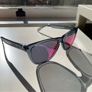 Frogskin Smoke Grey with prism violet purple lens Oakley sunglasses